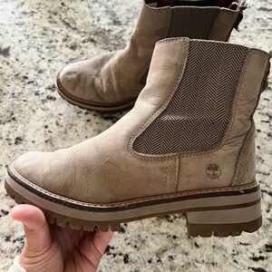 Timberland Tan Ankle Boots with Durable Sole
